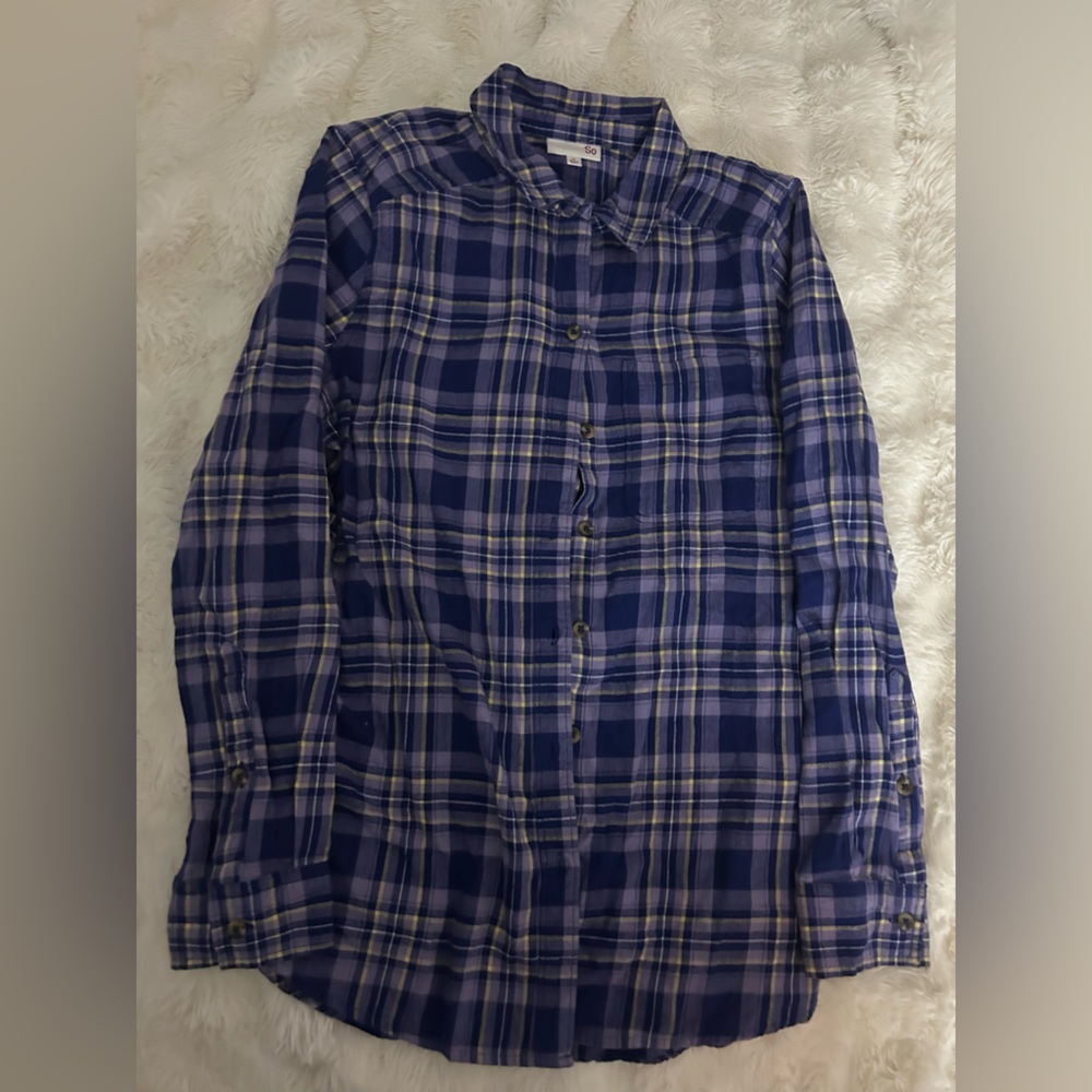 SO Women's Oversized Flannel